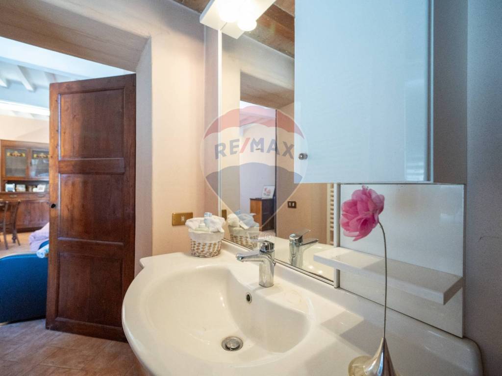 casa indipendente in vendita a Commessaggio