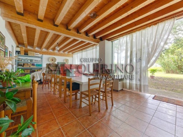 casa indipendente in vendita a Commessaggio