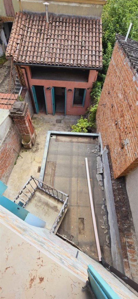 casa indipendente in vendita a Commessaggio