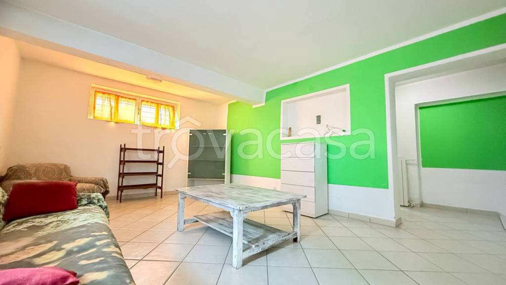 casa indipendente in vendita a Commessaggio