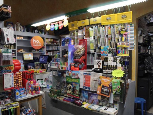 negozio in vendita a Commessaggio