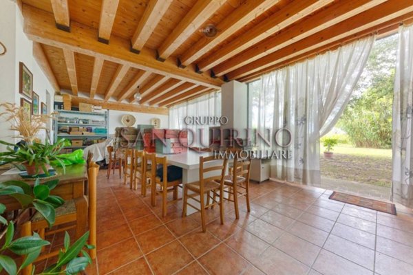 casa indipendente in vendita a Commessaggio in zona Bocca Chiavica