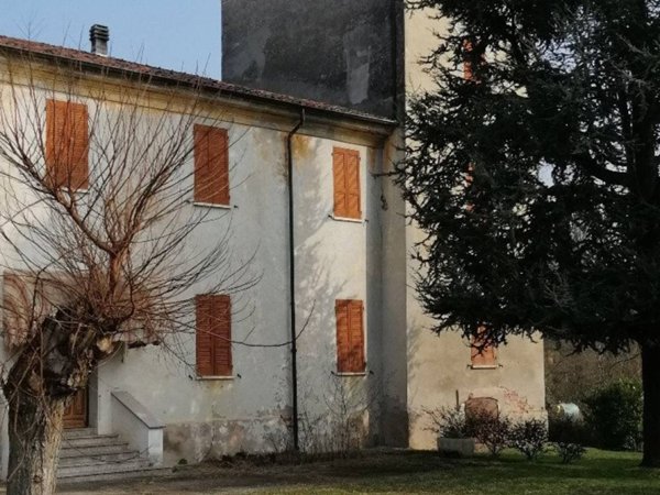 casa indipendente in vendita a Commessaggio in zona Bocca Chiavica