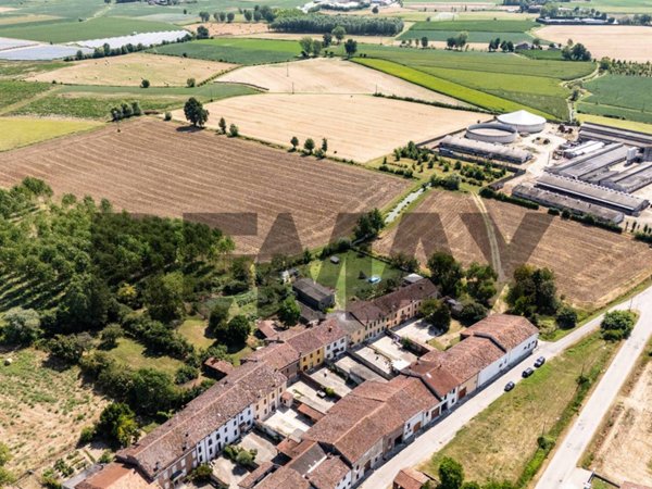 terreno agricolo in vendita a Commessaggio in zona Bocca Chiavica