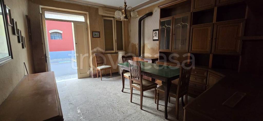 casa indipendente in vendita a Commessaggio