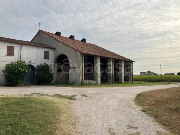 casale in vendita a Curtatone