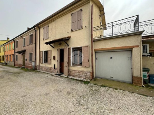 casa indipendente in vendita a Curtatone