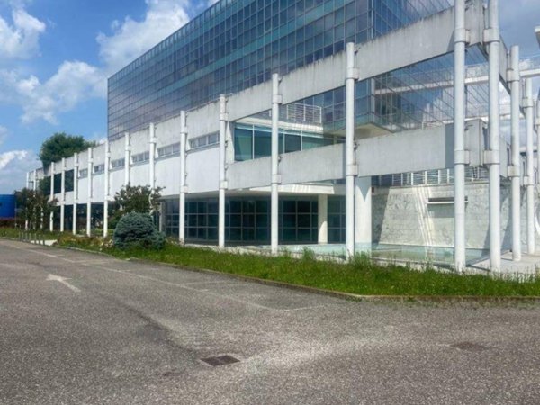 intera palazzina in vendita a Curtatone