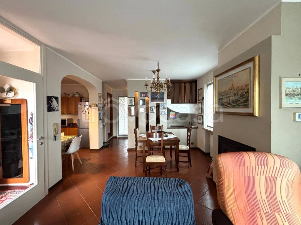 casa indipendente in vendita a Curtatone