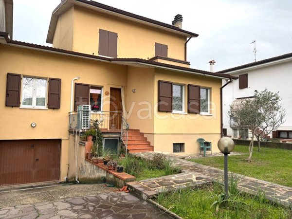 casa indipendente in vendita a Curtatone