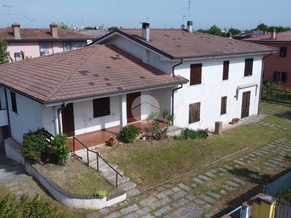 casa indipendente in vendita a Curtatone