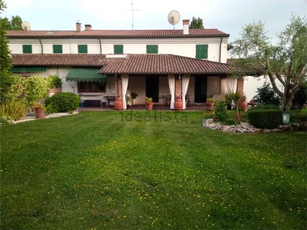 casa indipendente in vendita a Curtatone