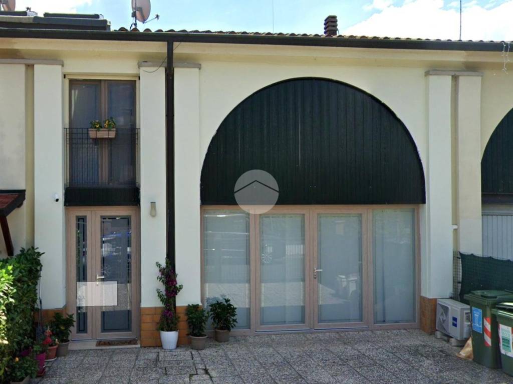 casa indipendente in vendita a Curtatone