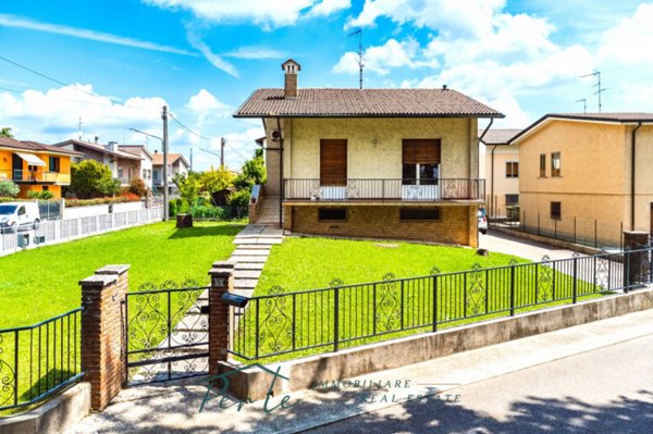 casa indipendente in vendita a Curtatone
