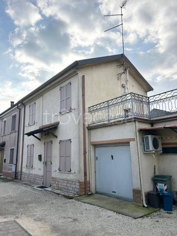 casa indipendente in vendita a Curtatone