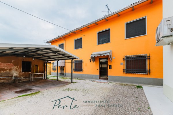 casa indipendente in vendita a Curtatone
