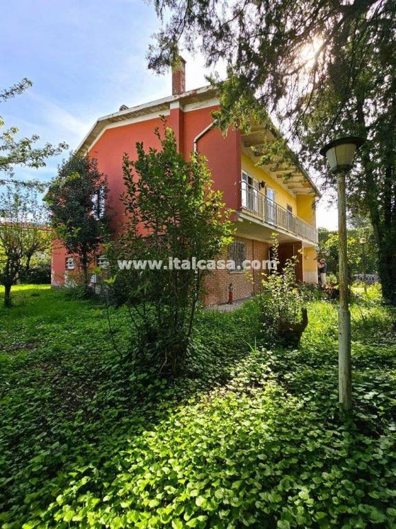 casa indipendente in vendita a Curtatone