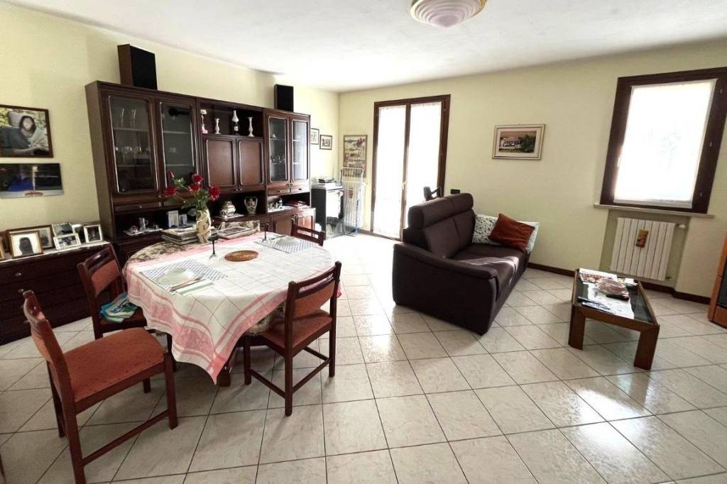 casa indipendente in vendita a Curtatone