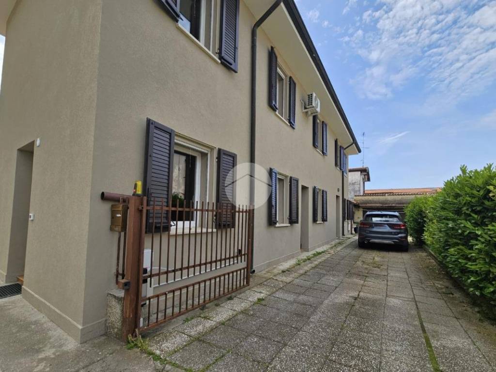 casa indipendente in vendita a Curtatone