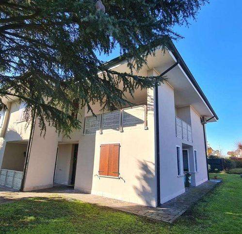 casa indipendente in vendita a Curtatone