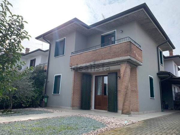 casa indipendente in vendita a Curtatone