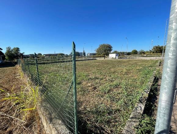 terreno edificabile in vendita a Curtatone