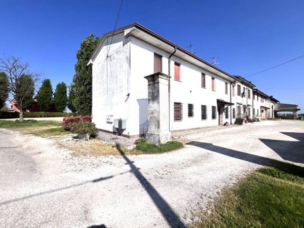 appartamento in vendita a Curtatone