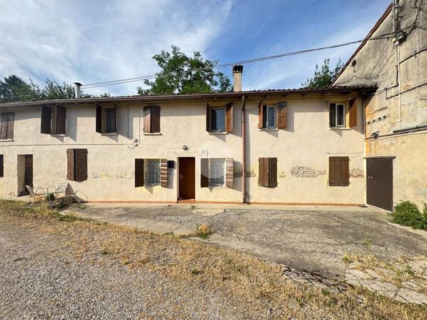 casa indipendente in vendita a Curtatone