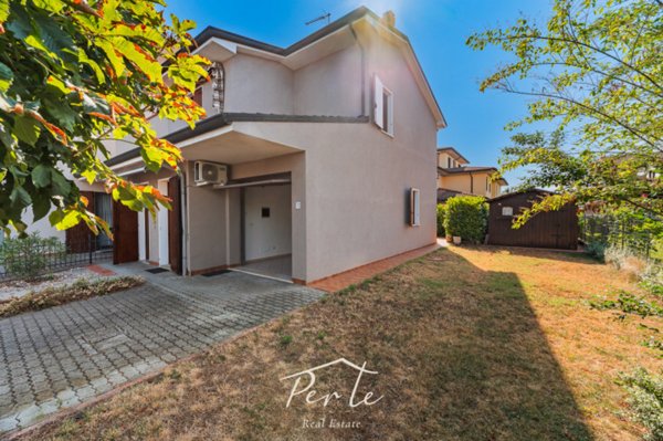 casa indipendente in vendita a Curtatone