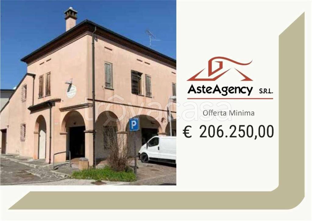 negozio in vendita a Curtatone