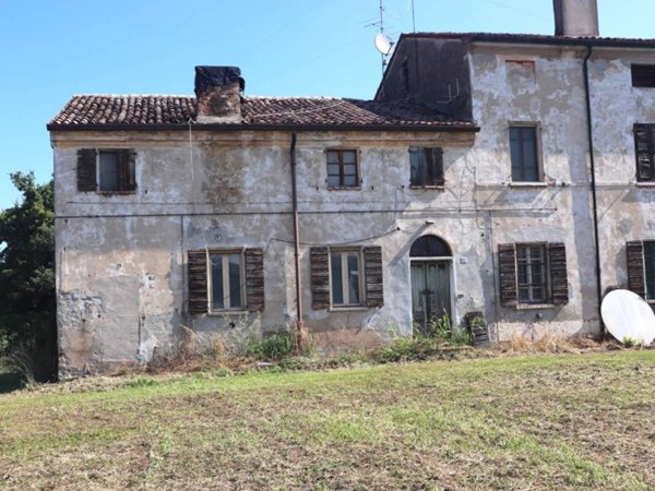 casa indipendente in vendita a Curtatone