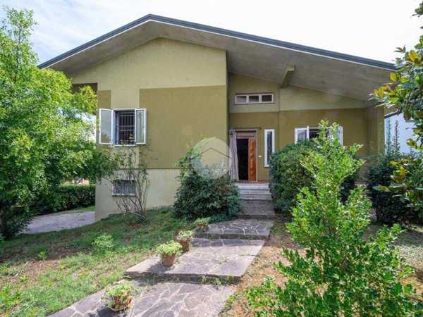 casa indipendente in vendita a Curtatone