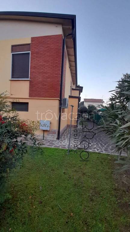 casa indipendente in vendita a Curtatone