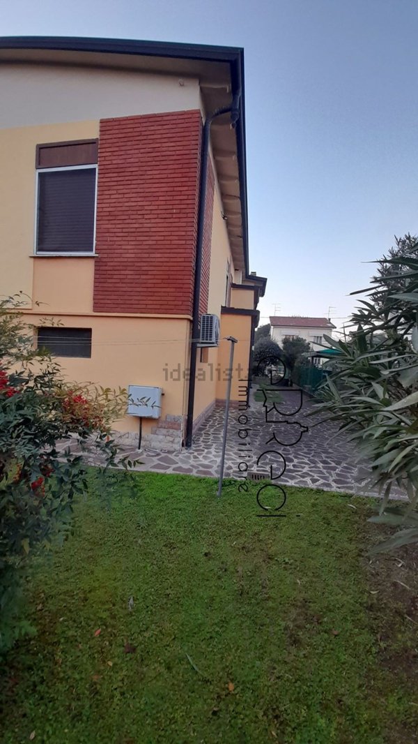 casa indipendente in vendita a Curtatone