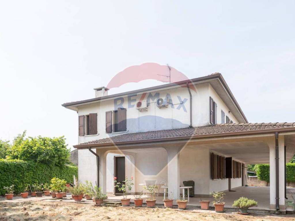 casa indipendente in vendita a Curtatone