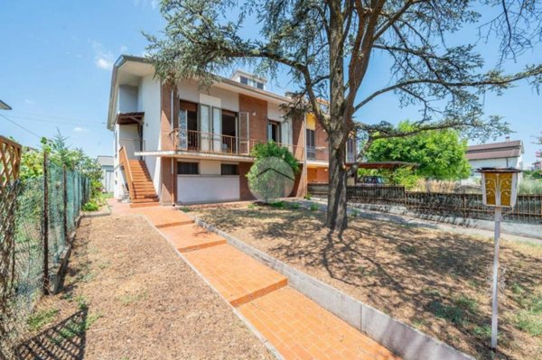 casa indipendente in vendita a Curtatone