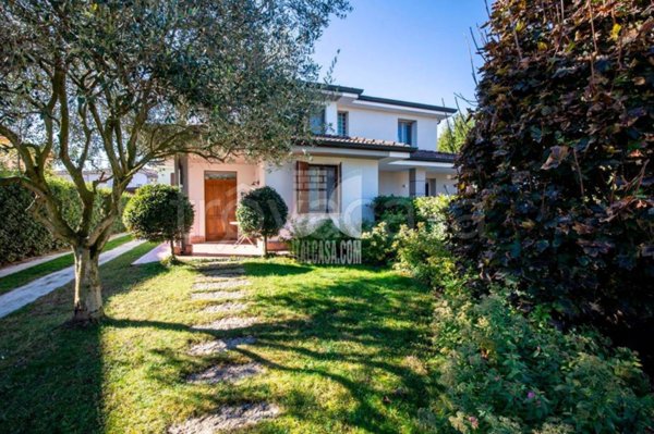 casa indipendente in vendita a Curtatone