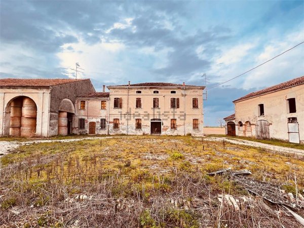 casa indipendente in vendita a Curtatone
