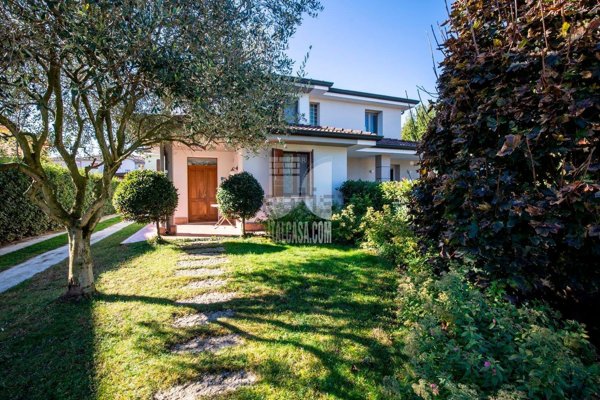 casa indipendente in vendita a Curtatone