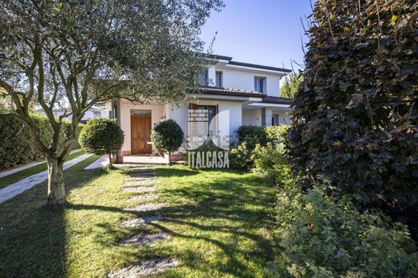 casa indipendente in vendita a Curtatone