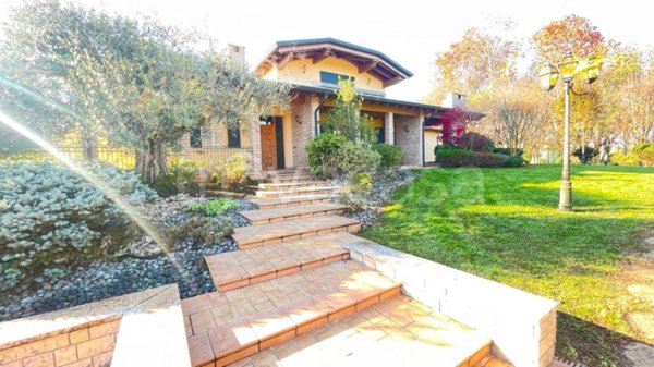 casa indipendente in vendita a Curtatone