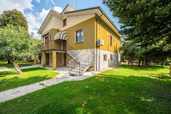 casa indipendente in vendita a Curtatone