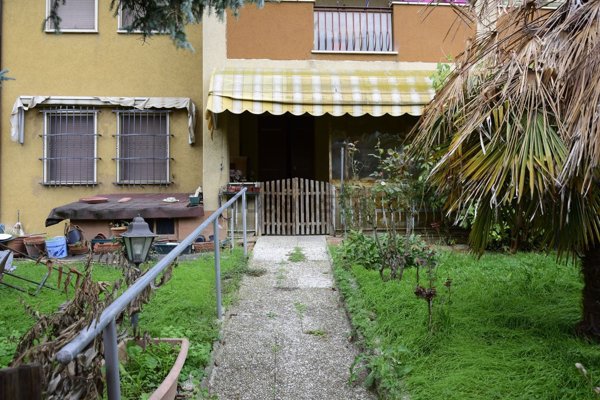 casa indipendente in vendita a Curtatone