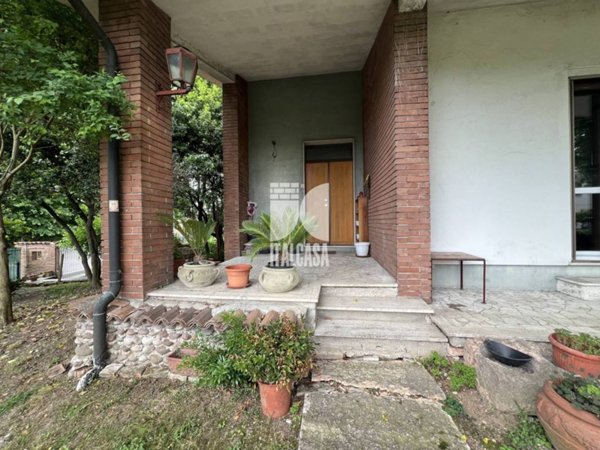 casa indipendente in vendita a Curtatone