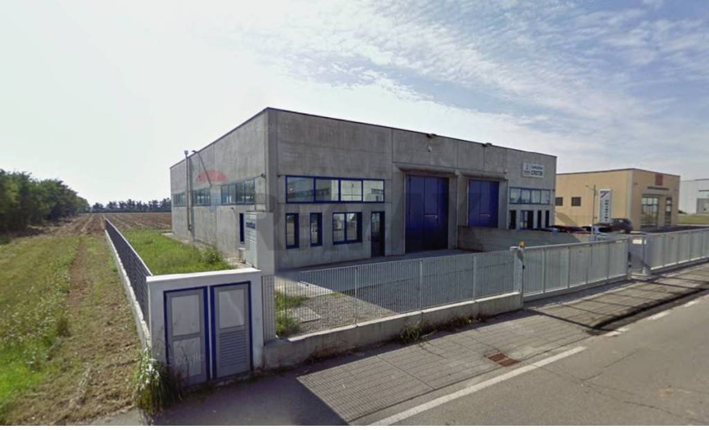 negozio in vendita a Curtatone