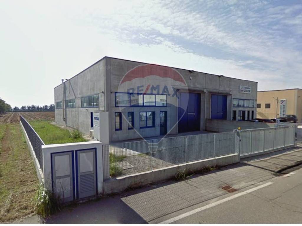 negozio in vendita a Curtatone