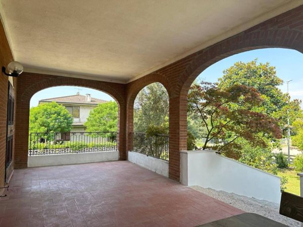 casa indipendente in vendita a Curtatone