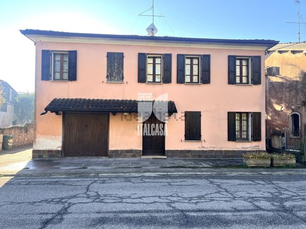 casa indipendente in vendita a Curtatone