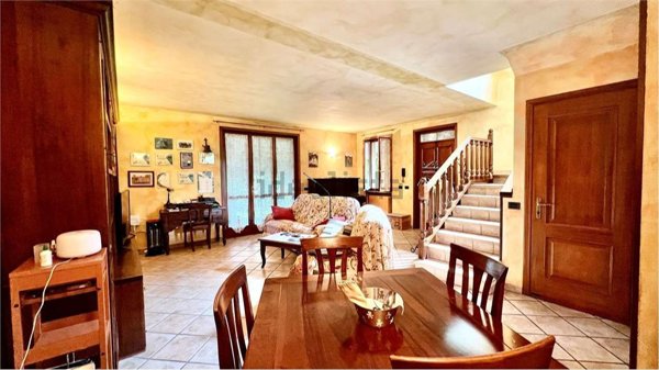 casa indipendente in vendita a Curtatone