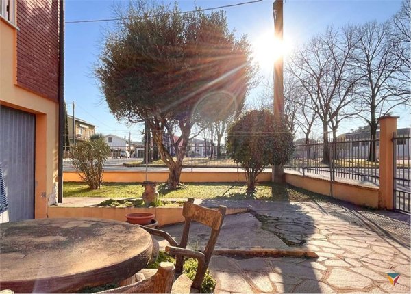 casa indipendente in vendita a Curtatone